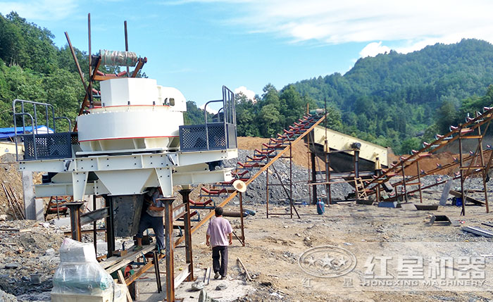時(shí)產(chǎn)50-60噸建筑垃圾沖擊式破碎機(jī)哪里便宜？河南廠家有推薦嗎？